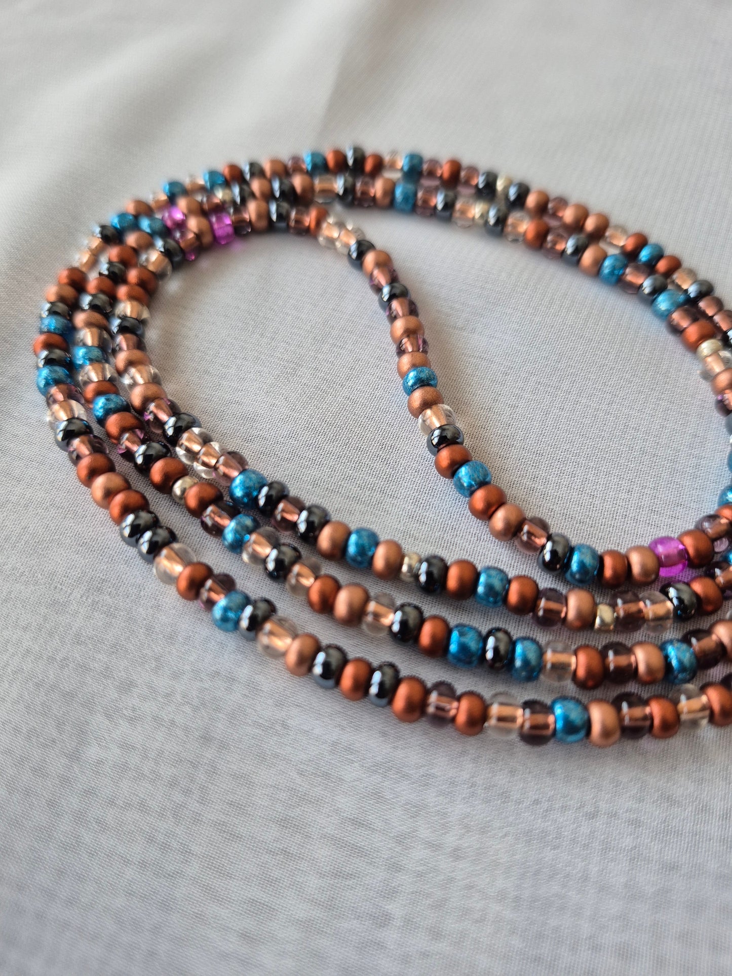 Multi color waistbead