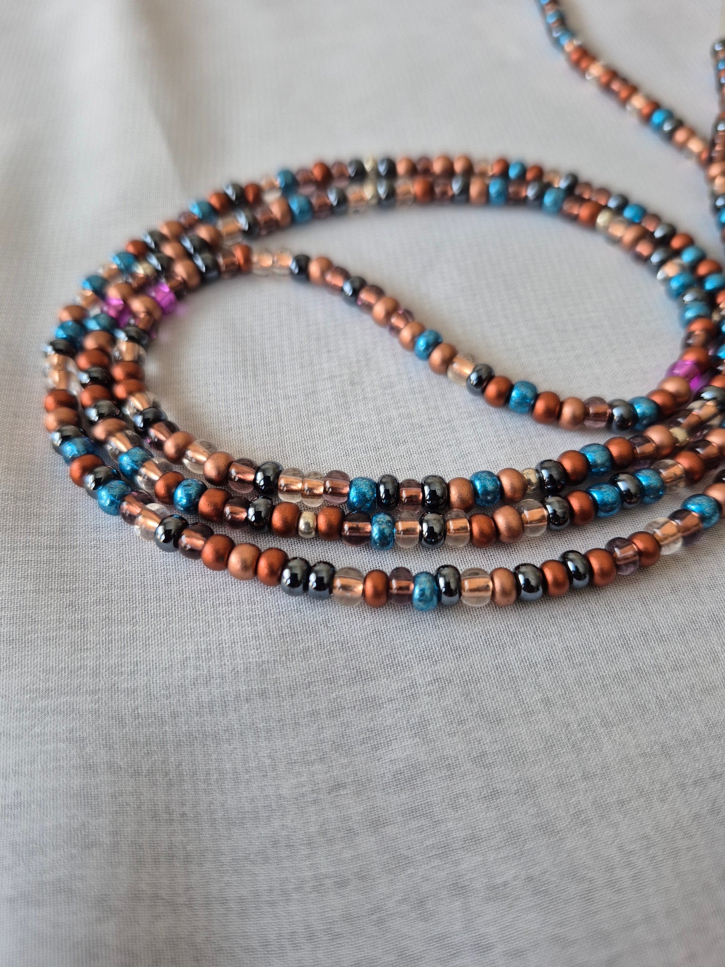 Multi color waistbead