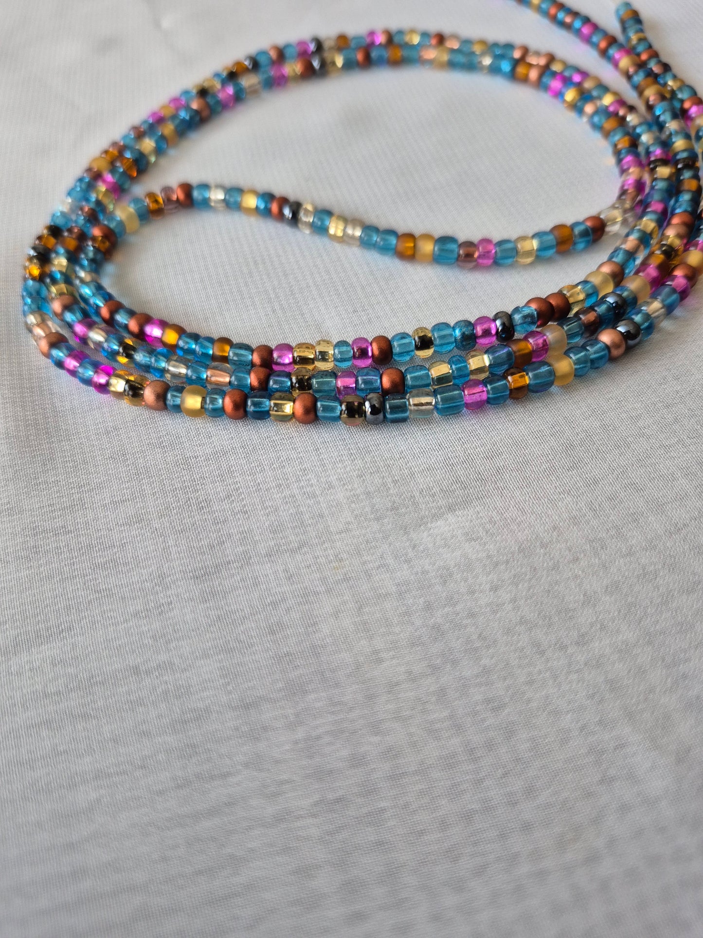 Multi color waistbead