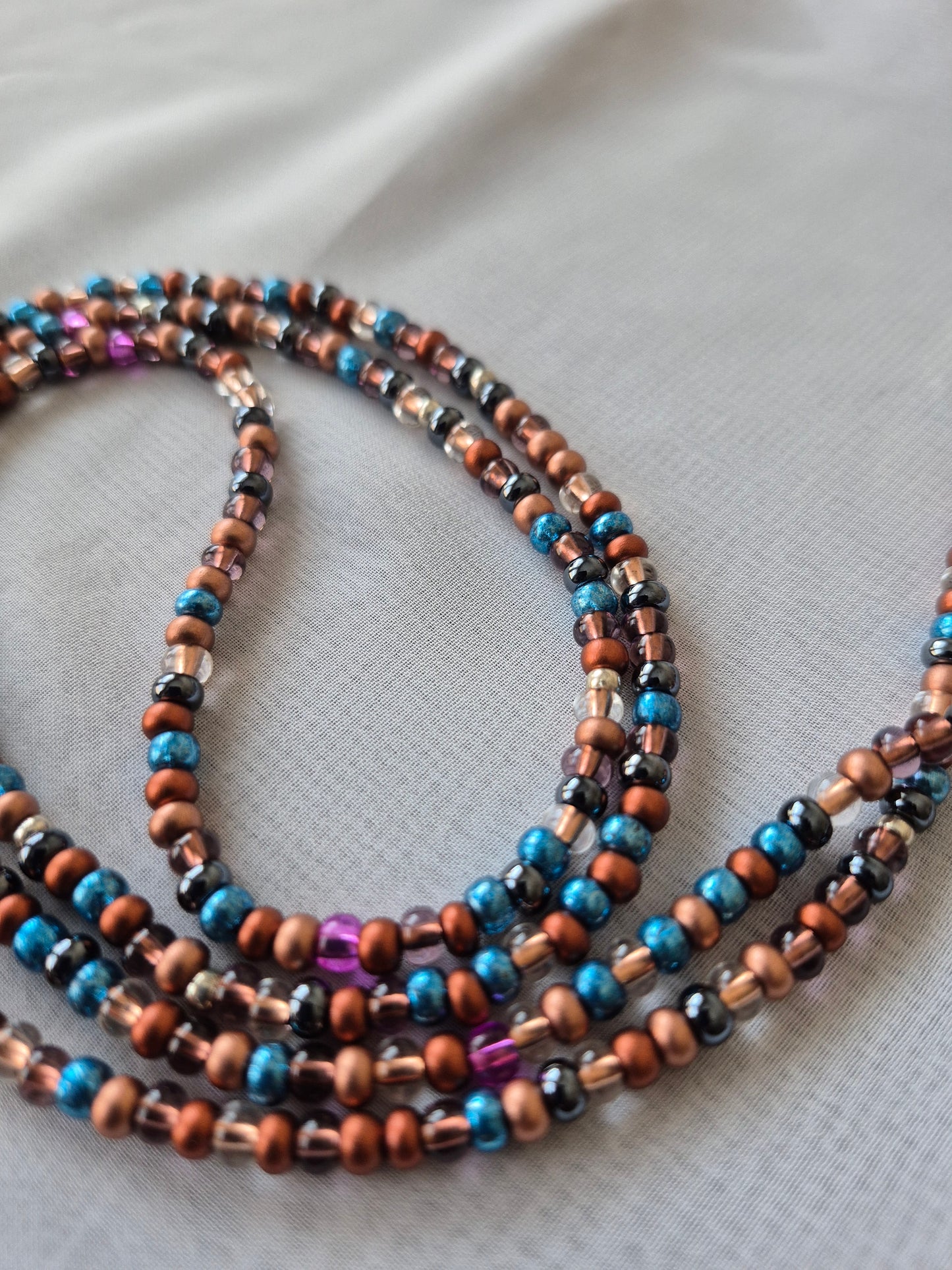 Multi color waistbead