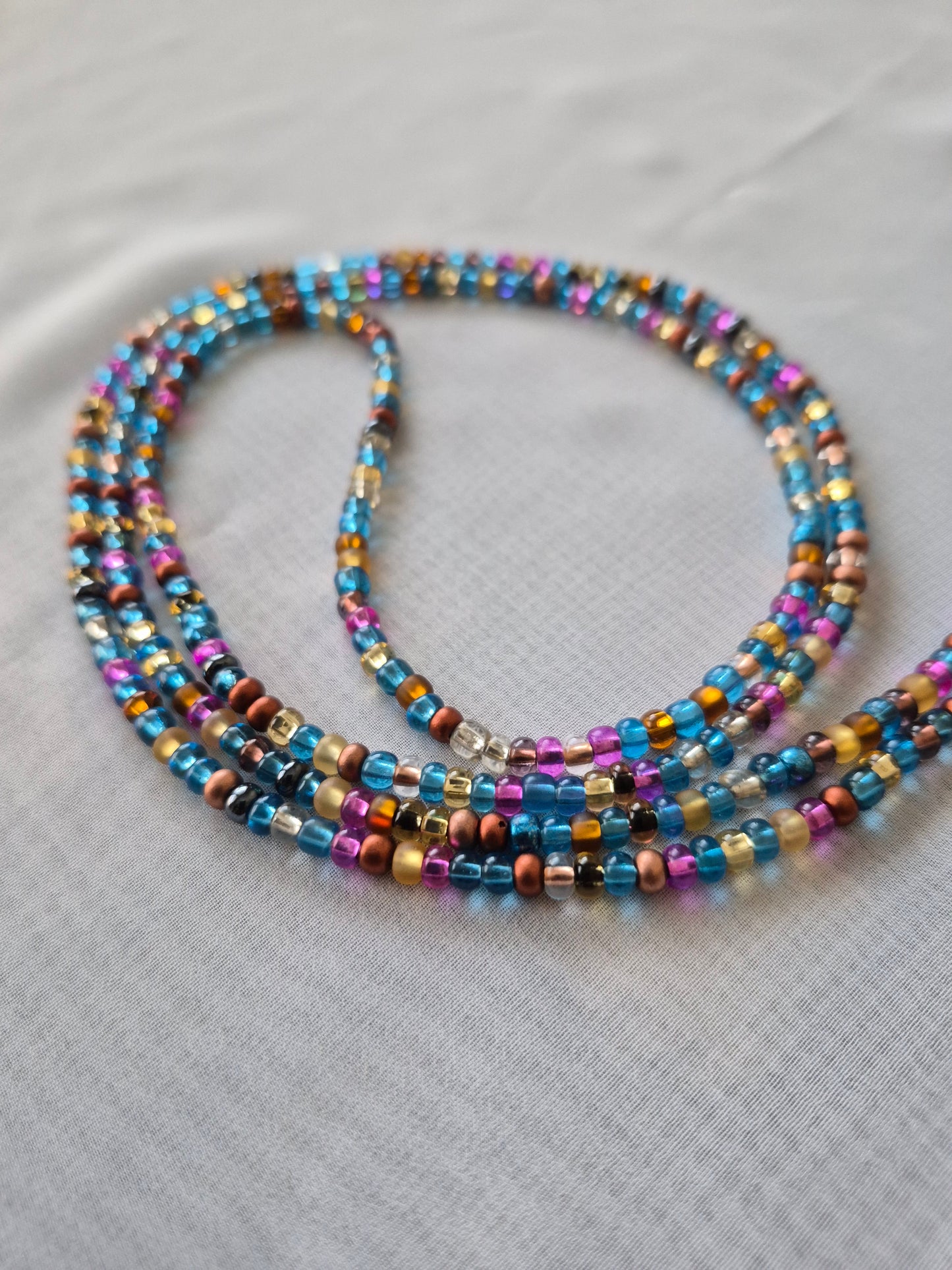Multi color waistbead